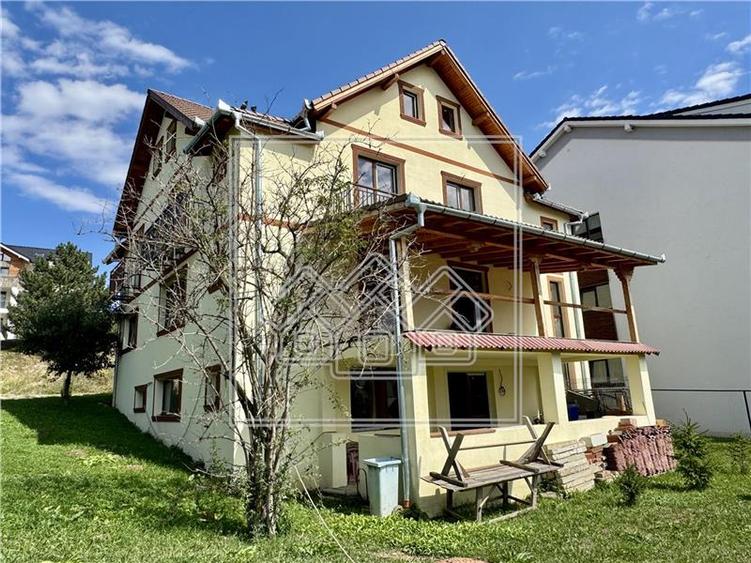Spatiu de birouri de inchiriat - 6 camere - 240 mpu