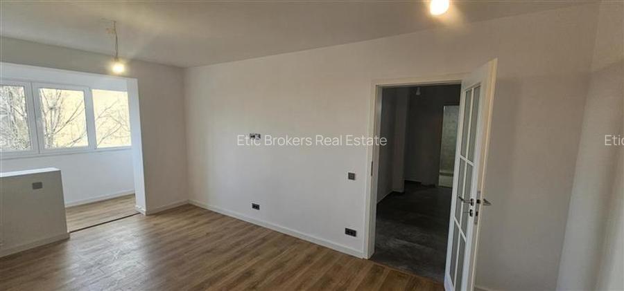 Vanzare apartament 2 camere Renovat Titan-Metrou - 25