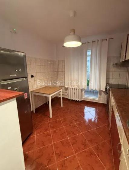 Apartament 3 Camere,Basarabia Diham,et.5/8,DECOMANDAT,Amenajat,2 bai,mobilat - 4