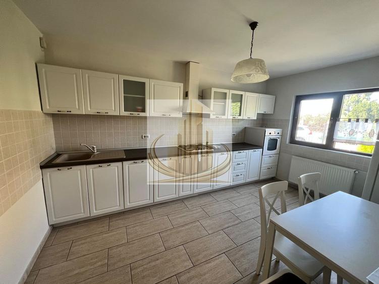 Duplex 4 camere, 120 mp utili teren 330 mp Moșnița Nouă Cartier Europa