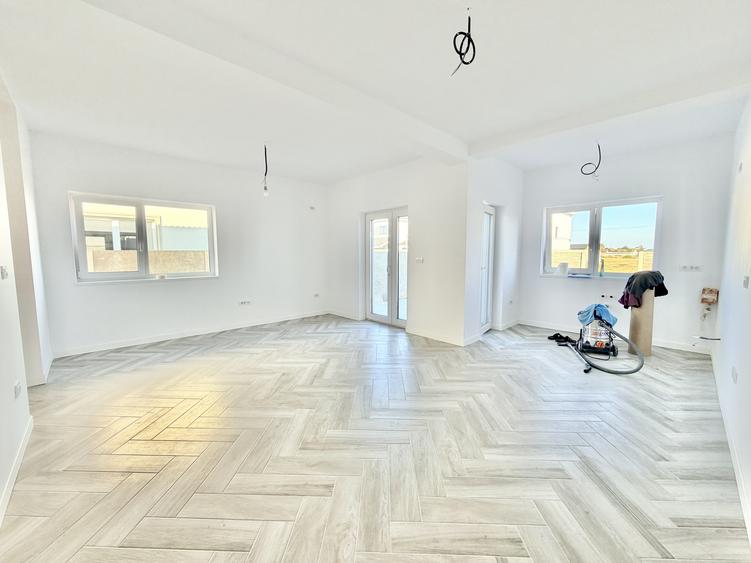 Duplex 4 camere - 115 mp - despartit prin camera tehnica - Calea Urseni