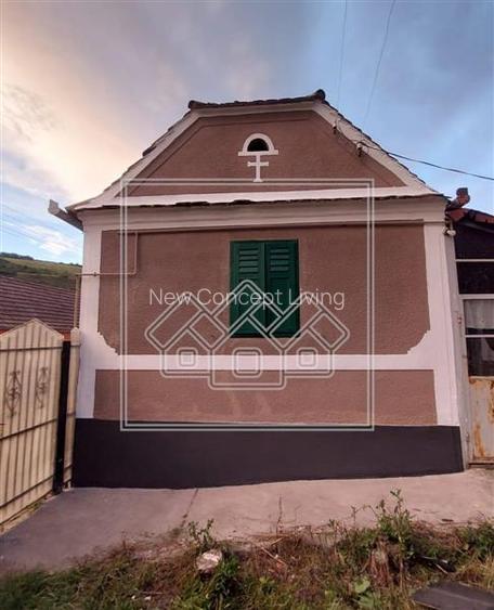 Casa 3 camere in Slimnic - Curte 460 mp, pivnita si pod - 3