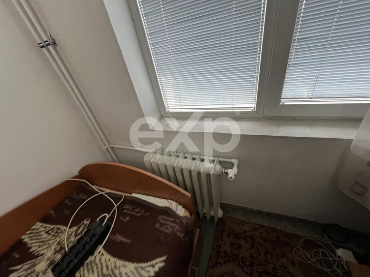 3 camere Decomandat electrica/sanitare refăcute 12 m Metrou Apărători reabilitat