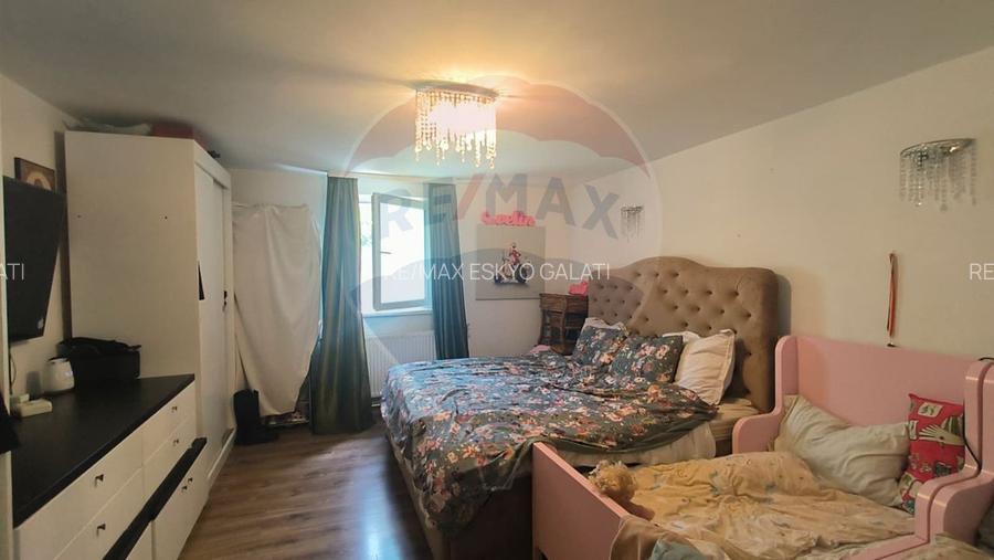 Casă 3 camere + teren 935 mp de vânzare - Zona General Galați - 5