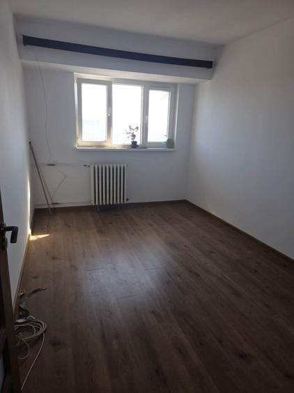 Bld. Alexandru Obregia - 10 minute Metrou - Apartament 3 camere - 78 mp.