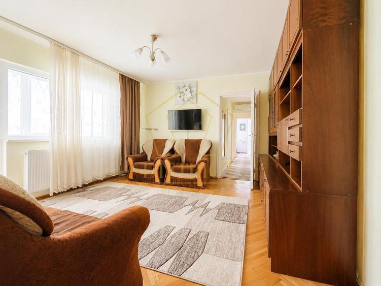 Apartament cu 3 camere decomandat I Girocului