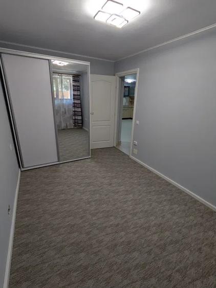 Apartament modern 3 camere Intre lacuri cu parcare