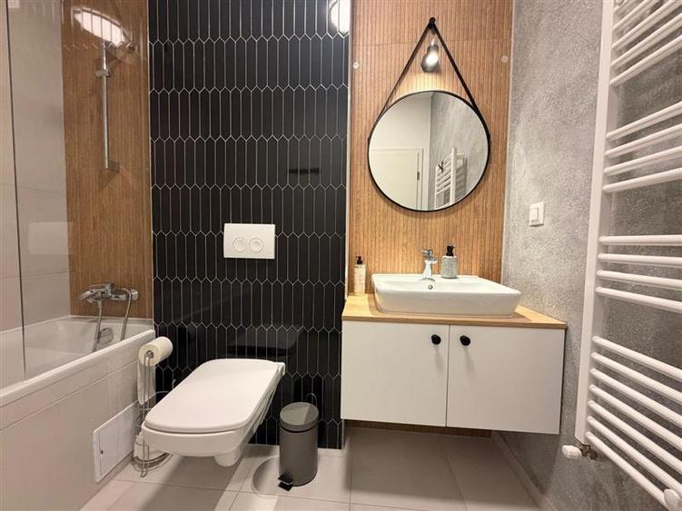 Apartament 2 camere, zona Avantgarden