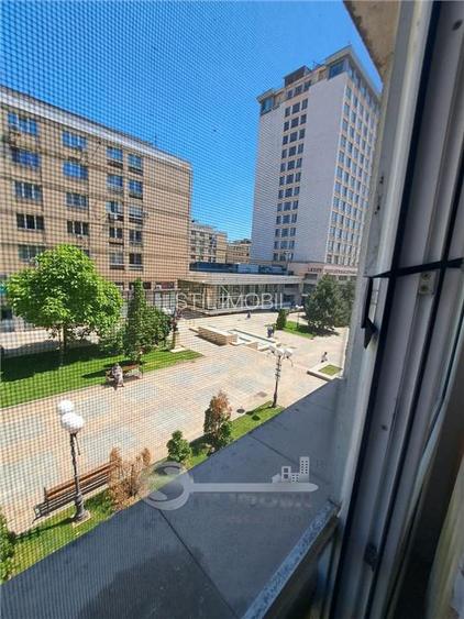 Apartament 3 Camere Ultracentral - 700 euro - 2