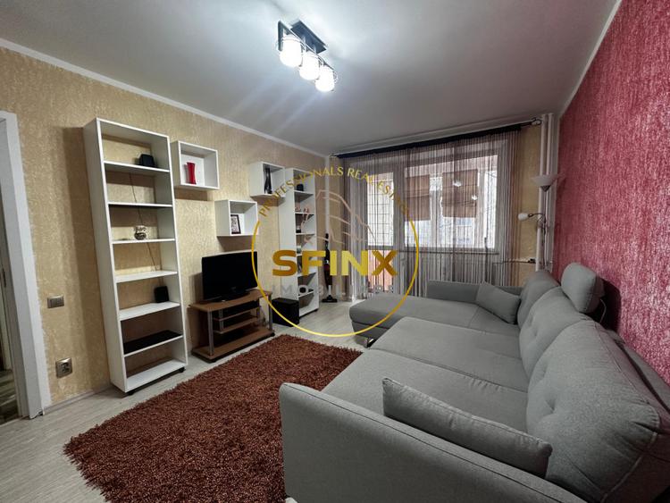 Apartament 3 camere de inchiriat zona Decebal