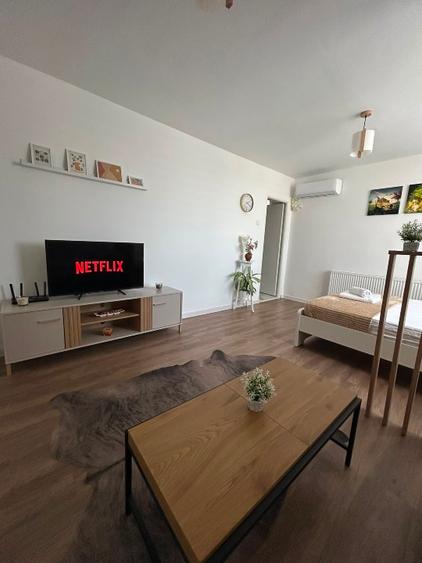 Garsoniera de vanzare complet renovata / Stefan Cel Mare / Direct propietar