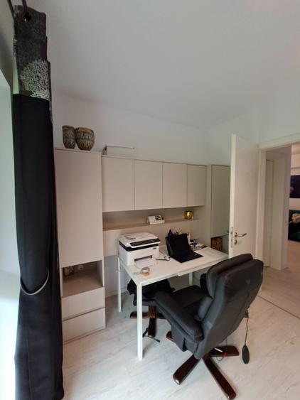 Inchiriere 3 camere -parcare inclusa -ela cotroceni-