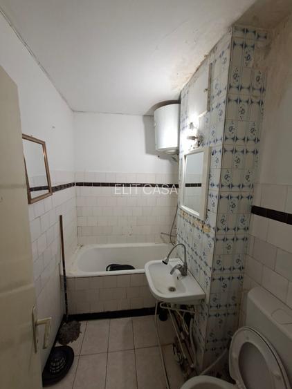 Apartament cu 2 camere decomandat, etaj intermediar, zona Bd. Independentei - 10