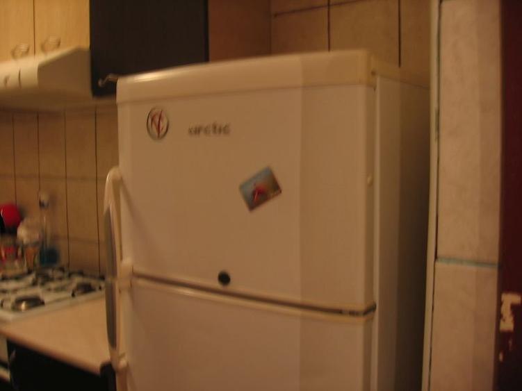 Agentie imobiliara-Camera cu chirie, la 10 minute de metrou Aparatorii Patriei