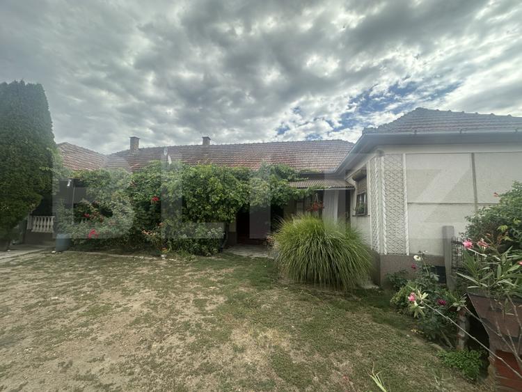 Casă de vânzare, 202 mp, teren 1.178 mp, zona Petin