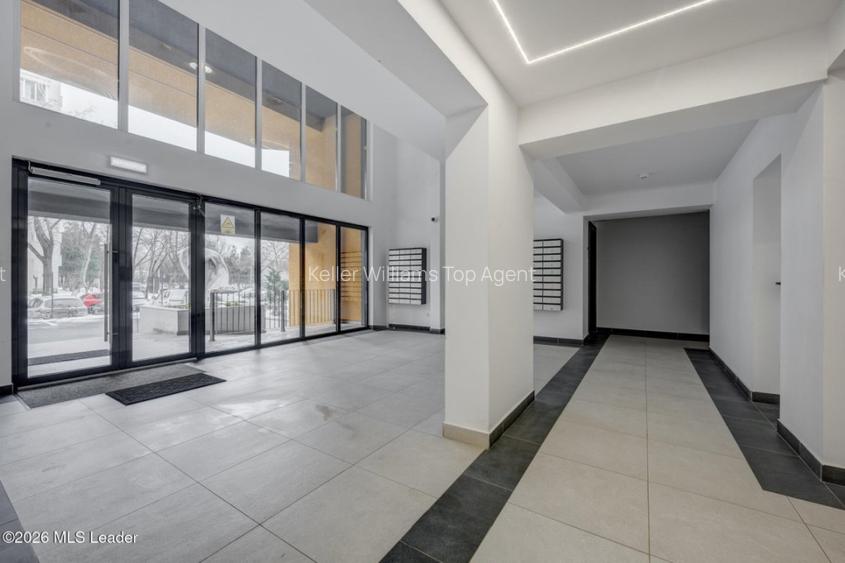 Apartament 2 camere cu vedere la lac in GranVia LakeView - 11