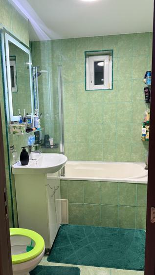 Apartament 4 camere zona Parcul Curcubeului , renovat , mobilat
