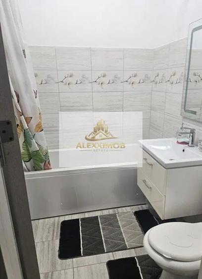Apartament 3 Camere de Vanzare - zona Metalurgiei - 75 mp