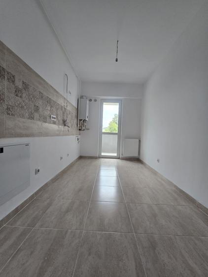 Intabulat, Apartament 2 camere, decomandat, geam la baie