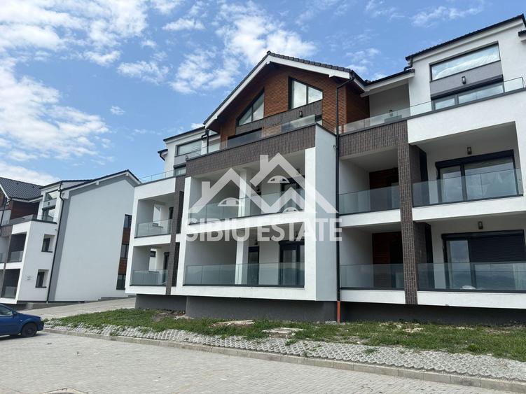 Apartament 2 camere, 54 mp + balcon 6 mp,la 10 min de centrul Sibiului