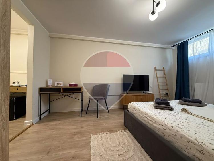 Garsonieră modernă | Peninsula Constanța | Aproape de Piața Ovidiu