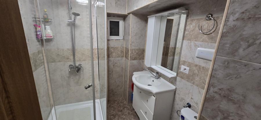 Apartament 3 camere de vanzare, la cheie, etajul 1, Focsani
