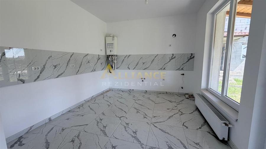 Casa Individuala - 5 camere - 2 bai - 468mp teren