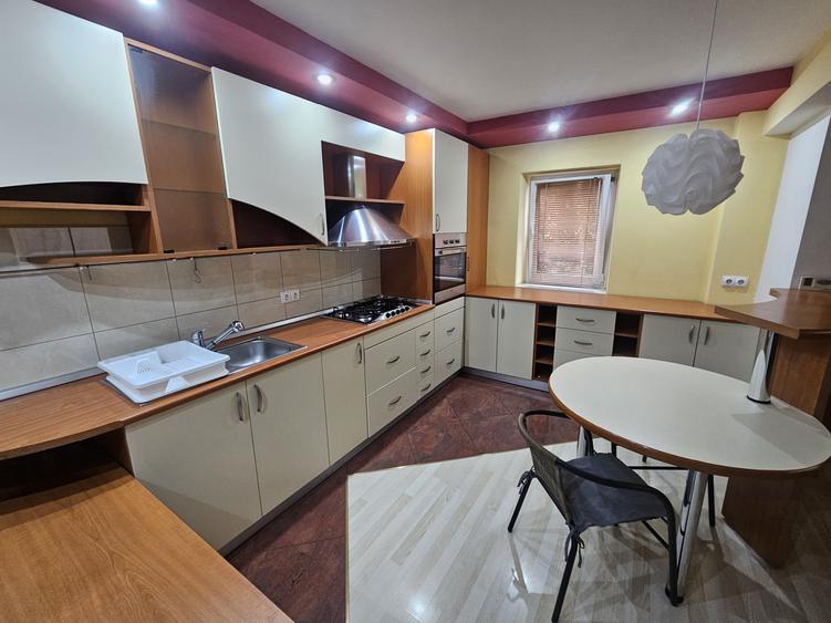 Apartament 3 camere, modern, zona Plopilor, USAMV!