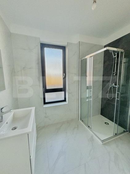 Apartament superb cu 3 camere, terasa + balcon, Torontalului