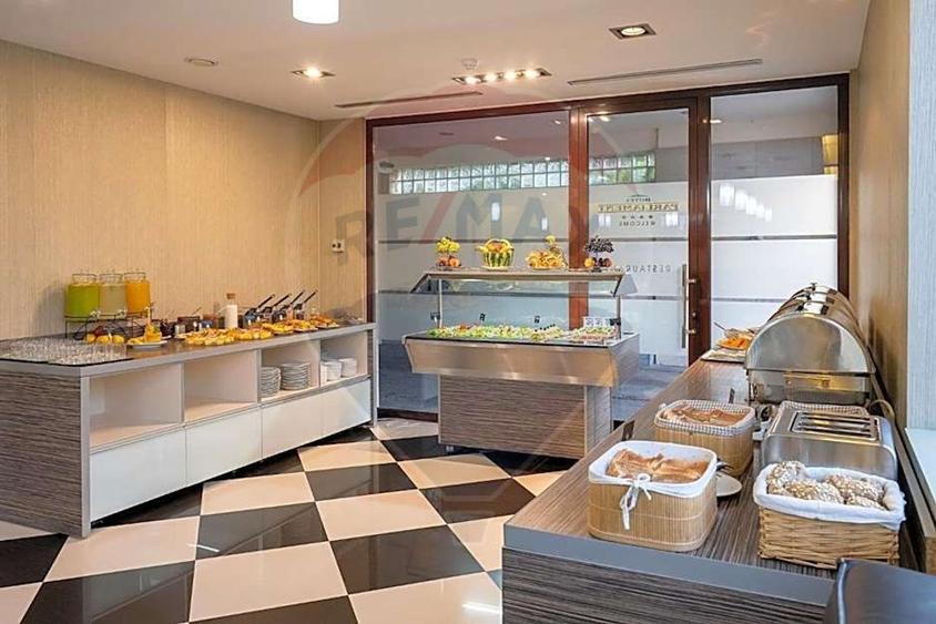 Hotel cu 76 camere de vânzare în zona Libertatii Marriot