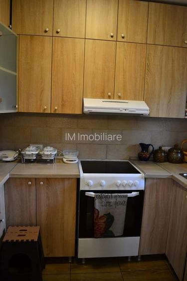 Giroc - Vatra satului- casa parter - 3 camere- 130 mp utili - 9