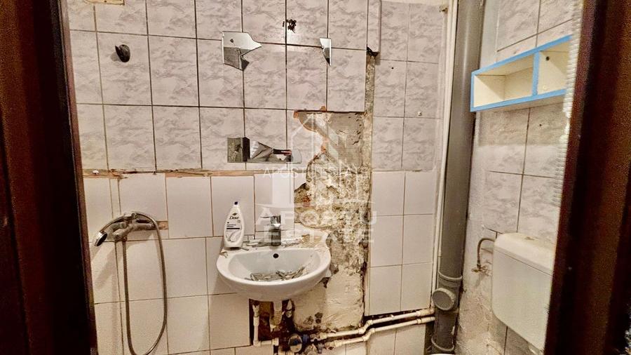 Garsoniera | Complexul Studentesc | 22 mp | Parter | 50.000 euro neg. - 3