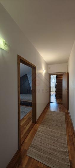 Apartament la casa, aproape de 700!