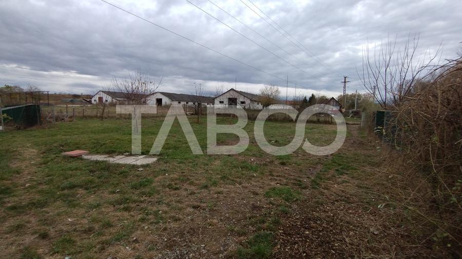 Afacere si locuinta cu teren de 1450 mp de vanzare in Rausor