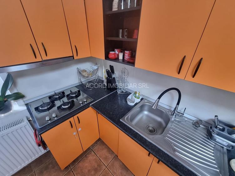 KM 4-  apartament 3 camere decomandat finisat modern - 9
