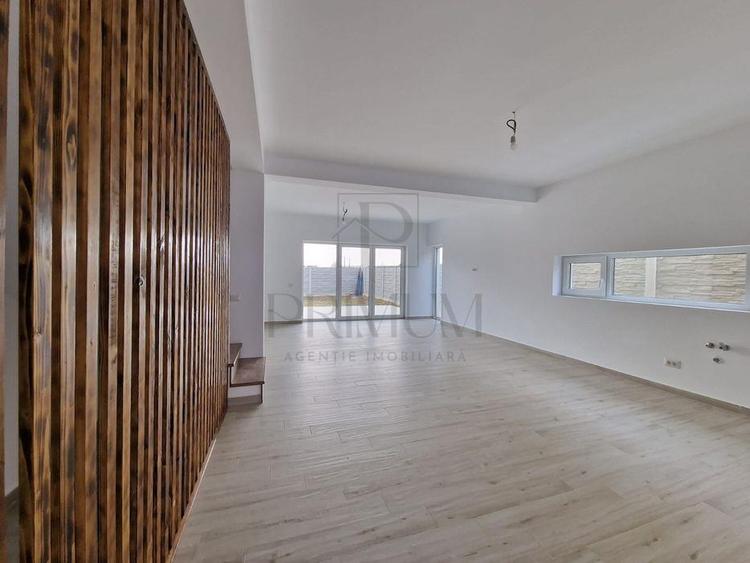 Duplex generos - zona foarte buna - 3 dormitoare