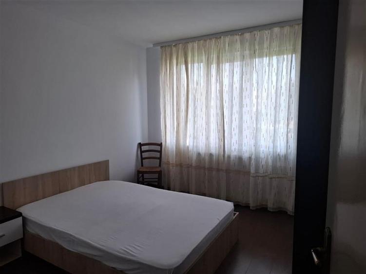 Inchiriere apartament 2 camere zona Democratiei