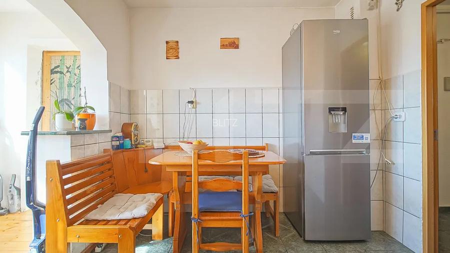 Apartament 3 camere, decomandat cu parcare și beci - 10