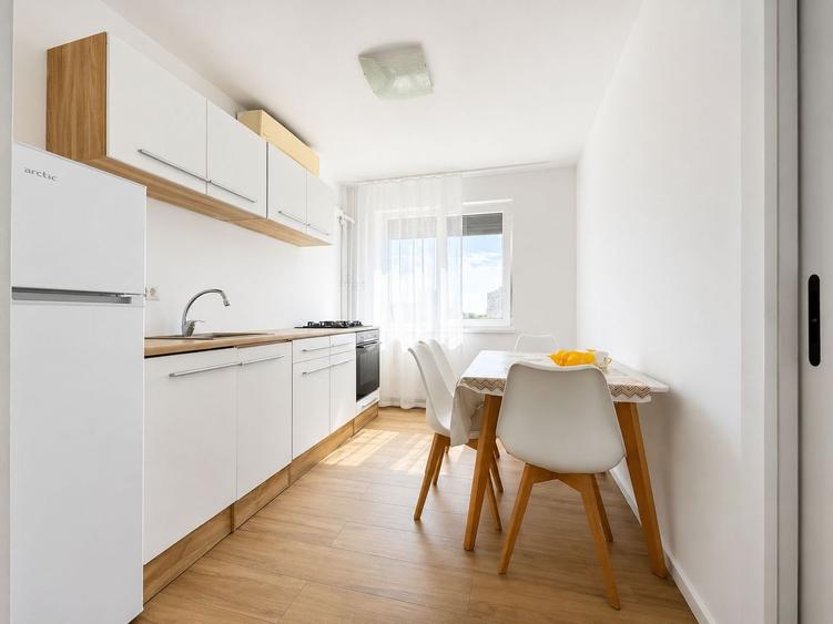Închiriere 2 camere – zona Iulius Mall
