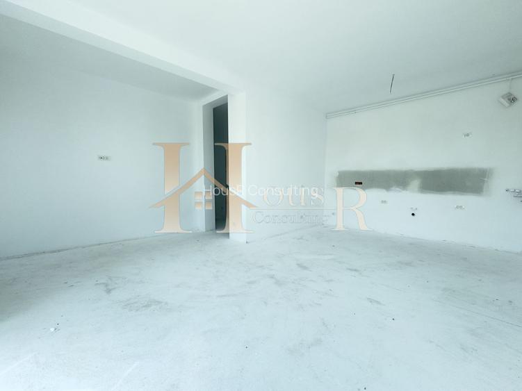 Decomandat. Compartimentat excelent. Etaj 1. Balcon 10 mp. - 3