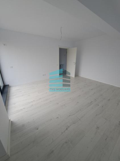 2 camere cu Gradina 77 Mp,Boutique,Parcare Inclusa,Titan -Pallady