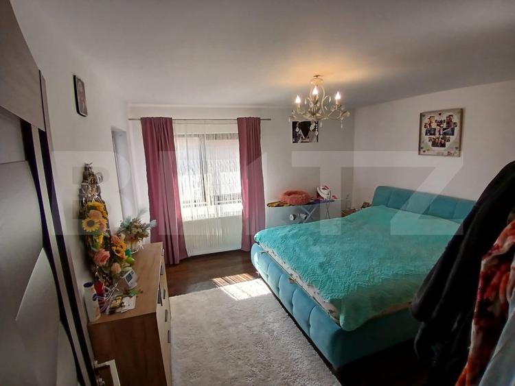 Apartament de vanzare, cu 3 camere, 100 mp, zona Breazu