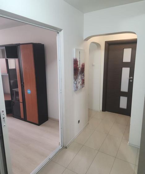 Apartament 3 camere | Favorit | Etaj 8/10 | Complet mobilat | 50m de metrou