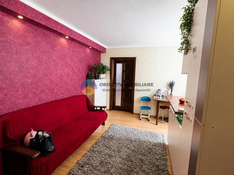 Apartament 2 camere - Maratei , etaj 3 in apropiere de scoala nr.2 -Piatra Neamt