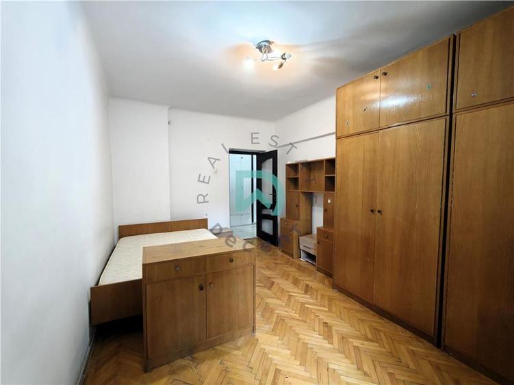 Închiriez 2 camere, Brasovul vechi