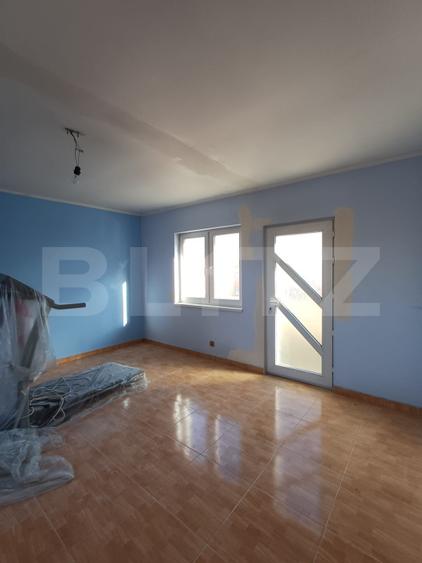 Apartament de vanzare, cu 3 camere, 84 mp, zona Centrala