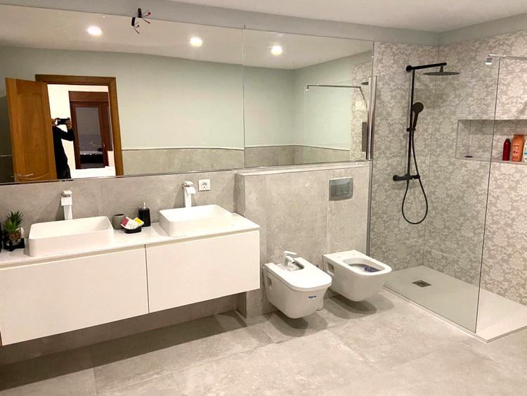Casa de Lux cu 5 camere pe colina 1000 mp – CETATE SKIT Panorama spectaculoasă