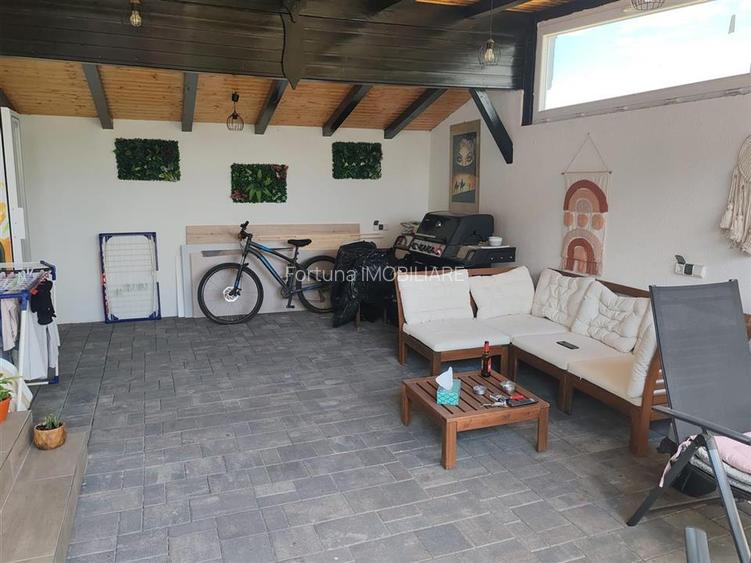 Vila P+E+M Rasnov Mobilata Complet - 12
