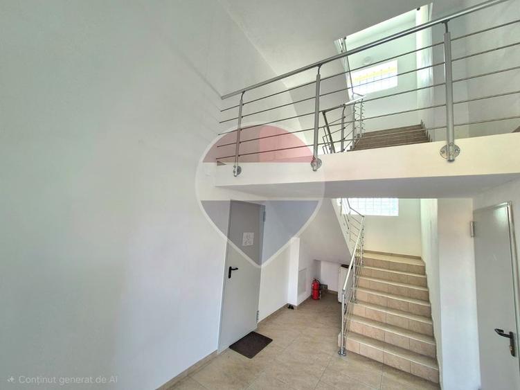 Apartament cu 3 camere, la prima închiriere, în zona centrală
