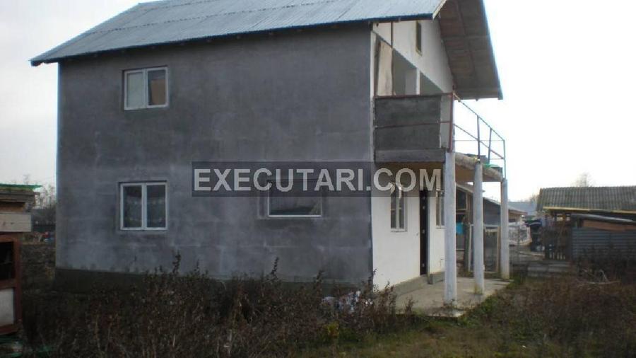 COCANI - CREVEDIA, Casa P+M + Teren - 300 mp